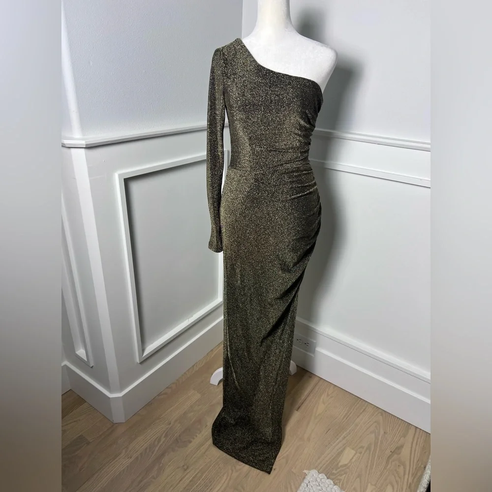 Elegant One-Shoulder  Lulus gold/ black Dress size S - Picture 7 of 10